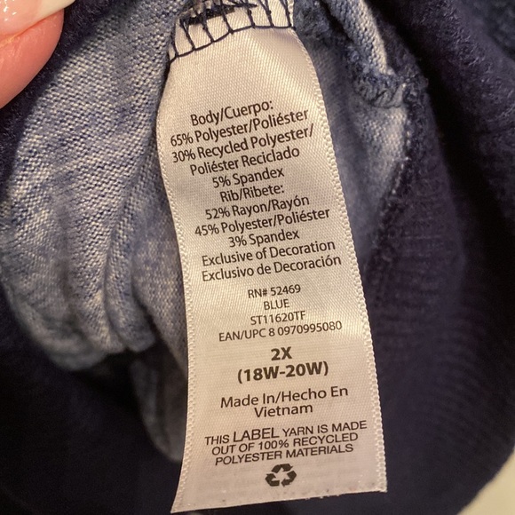 Secret Treasures Me Myself & Coffee top - Picture 3 of 4